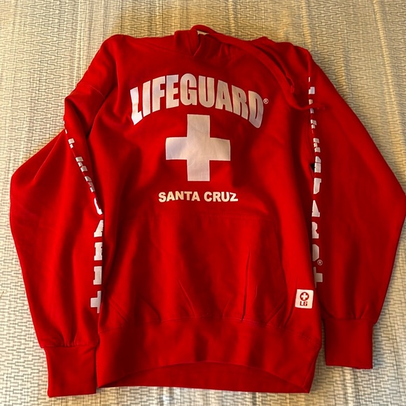 Tops - Women red iconic hoodie - life guard - Santa Cruz